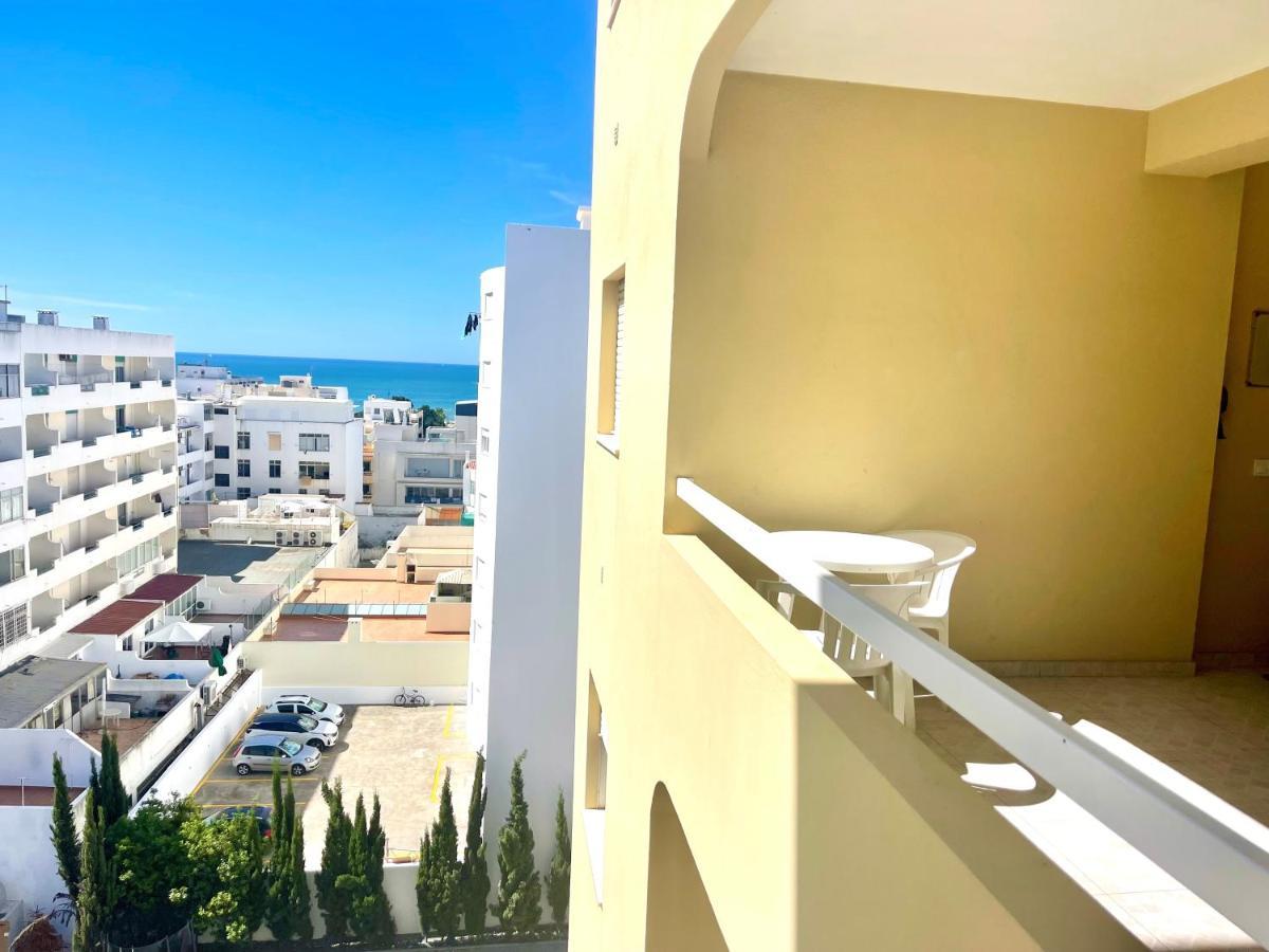 Apartamento Millenium Vista Mar- 2 Passos Da Praia Quarteira Exteriér fotografie